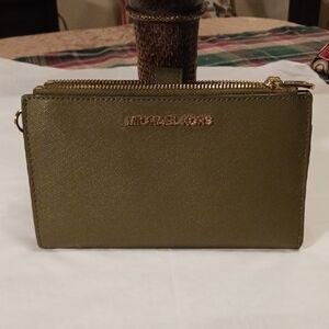 Michael Kors Olive Women's Wallet